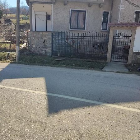 Къща За Гости Хайк Beli Osum Exterior photo