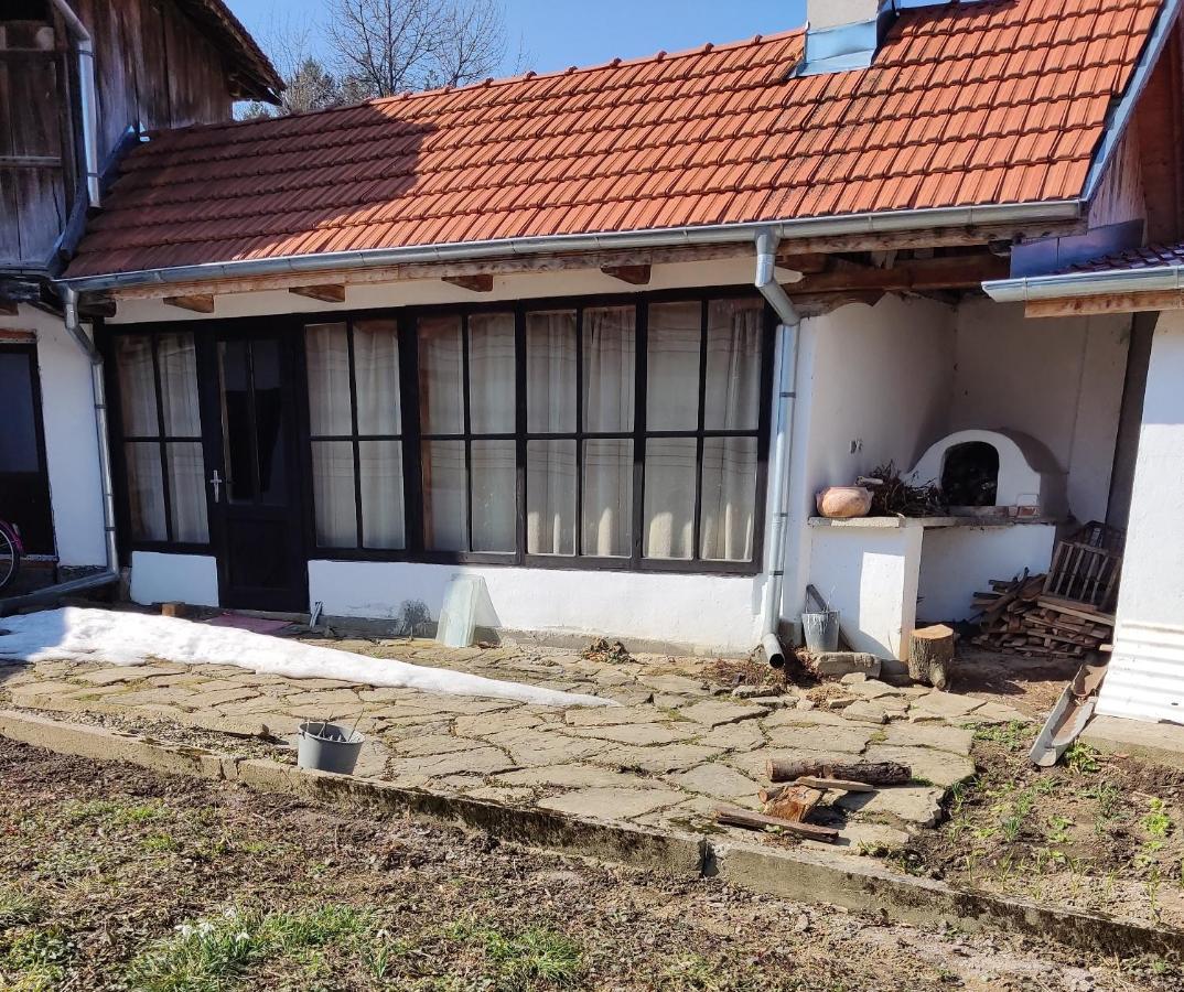 Къща За Гости Хайк Beli Osum Exterior photo